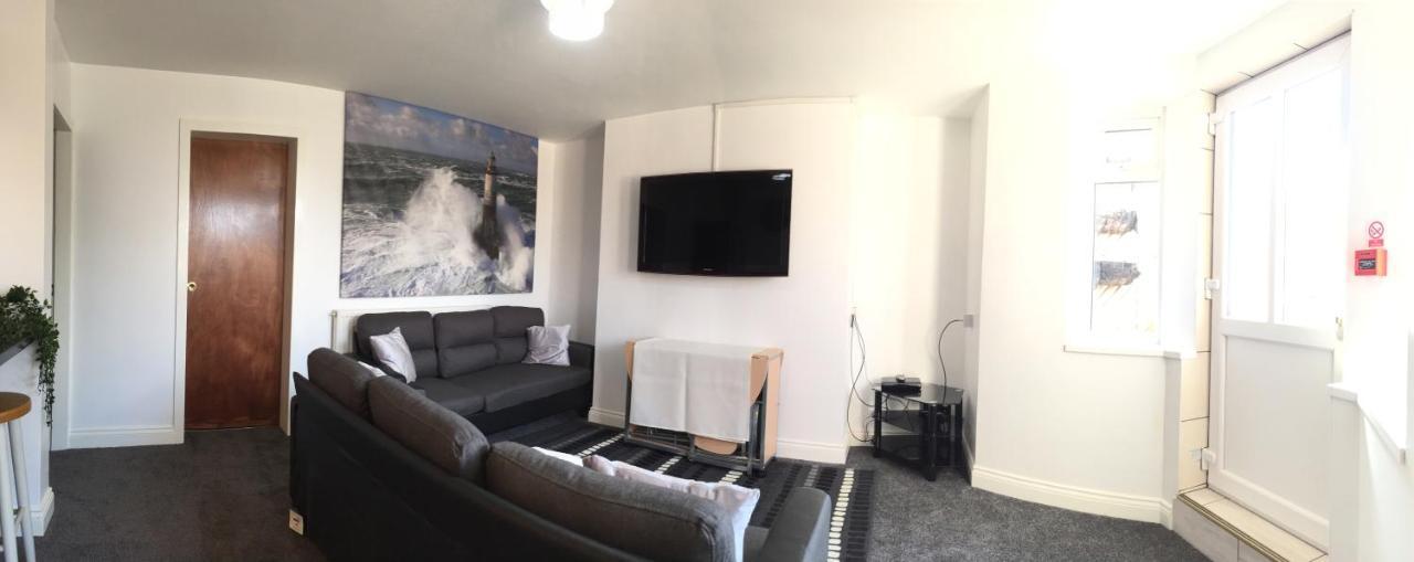 Southbay Holiday Flats Flat 1 Бринлингтон Экстерьер фото