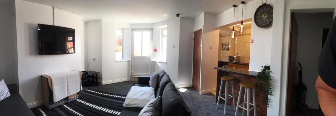 Southbay Holiday Flats Flat 1 Бринлингтон Экстерьер фото